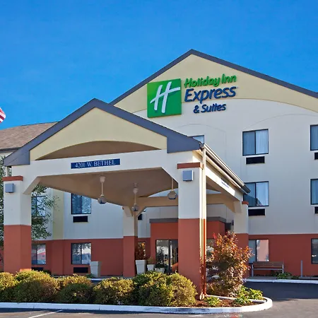 Muncie Place Hotel & Suites-2